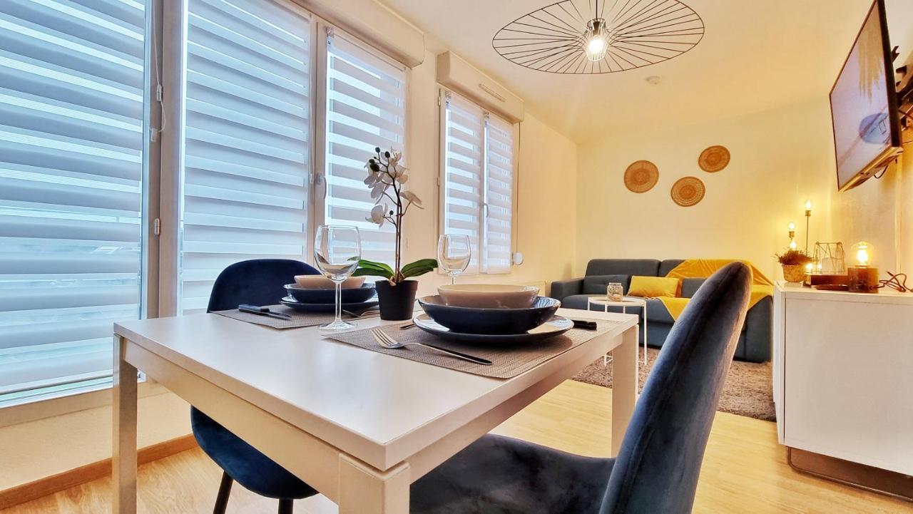 Le Smart - Parking - Terrasse - Wifi - Mulhouse - Relax Bnb Pfastatt Екстер'єр фото