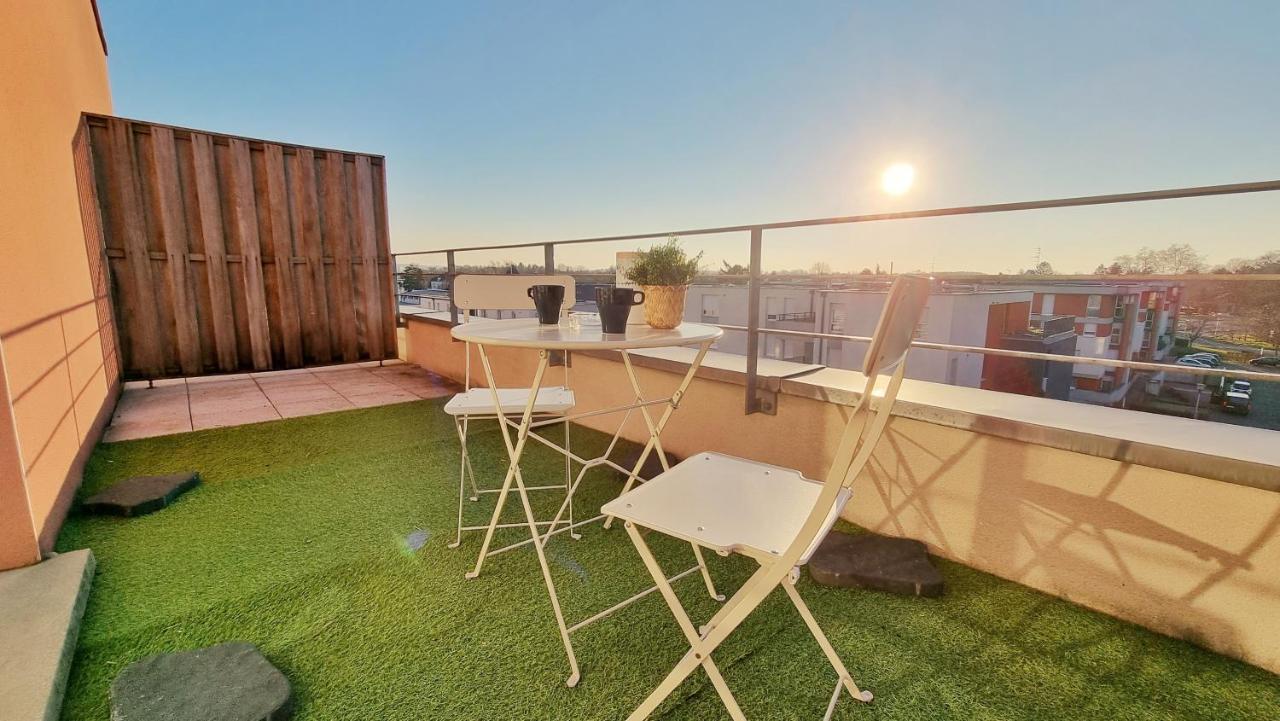 Le Smart - Parking - Terrasse - Wifi - Mulhouse - Relax Bnb Pfastatt Екстер'єр фото